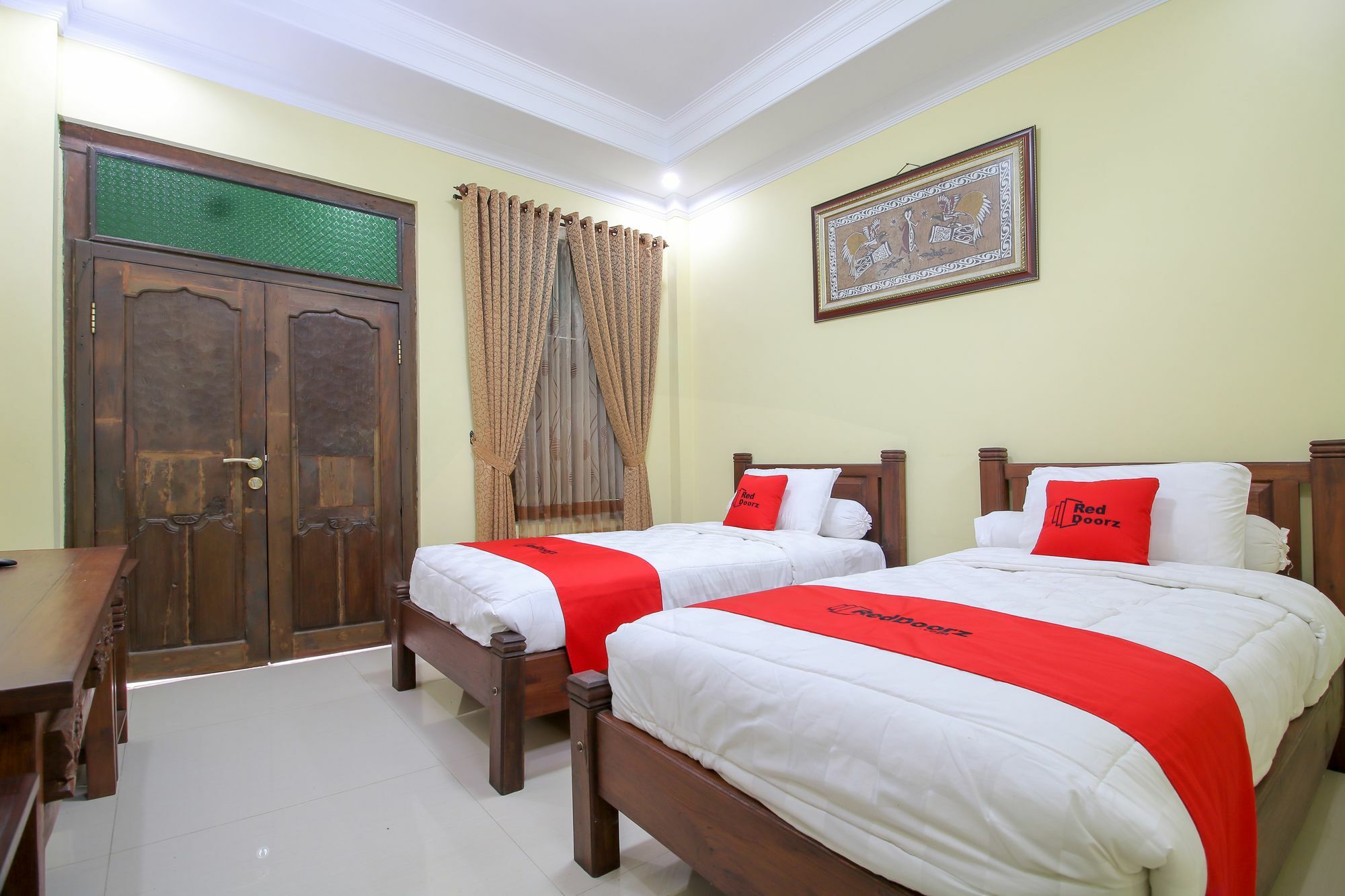 Reddoorz Plus @ Maguwo Kalasan Dış mekan fotoğraf